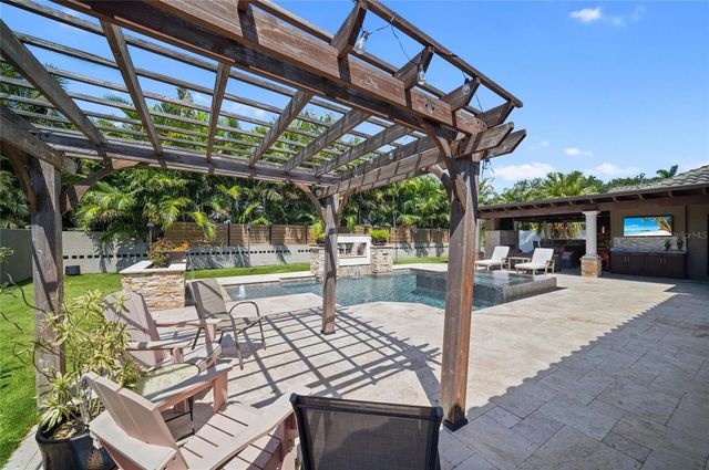 6129 LEELAND STREET S, St Petersburg, FL 33715