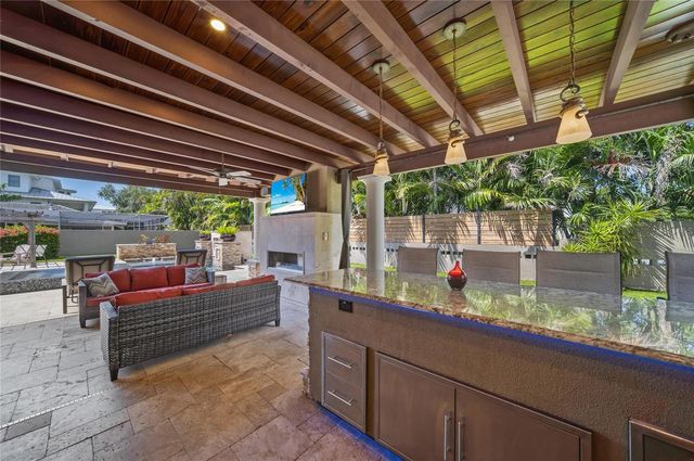 6129 LEELAND STREET S, St Petersburg, FL 33715