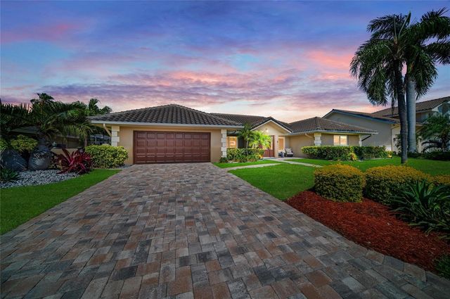 6129 LEELAND STREET S, St Petersburg, FL 33715