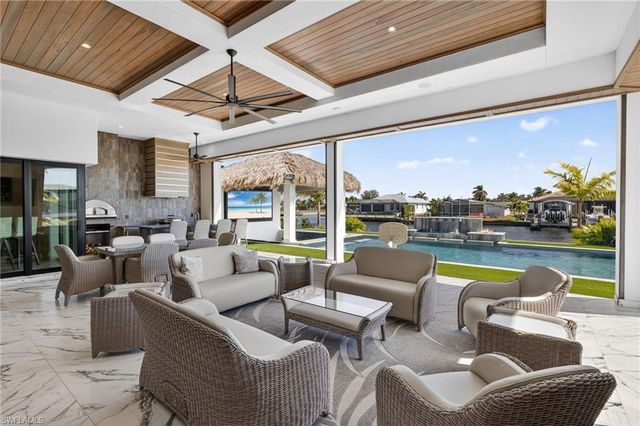 105 SW 51st TER, Cape Coral, FL 33914