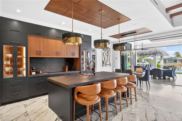 105 SW 51st TER, Cape Coral, FL 33914