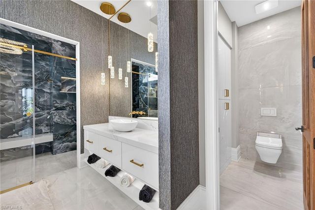 105 SW 51st TER, Cape Coral, FL 33914