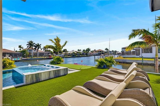 105 SW 51st TER, Cape Coral, FL 33914