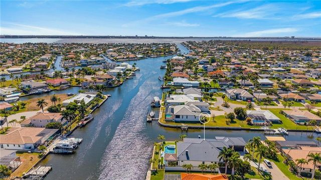 105 SW 51st TER, Cape Coral, FL 33914