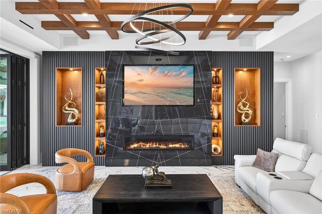 105 SW 51st TER, Cape Coral, FL 33914