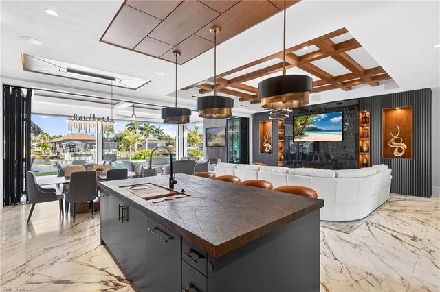 105 SW 51st TER, Cape Coral, FL 33914