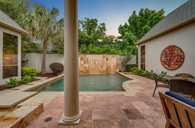 6049 Arrowhead Drive, Frisco, TX 75034
