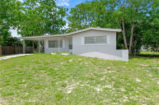 16 S Desoto Street, Beverly Hills, FL 34465