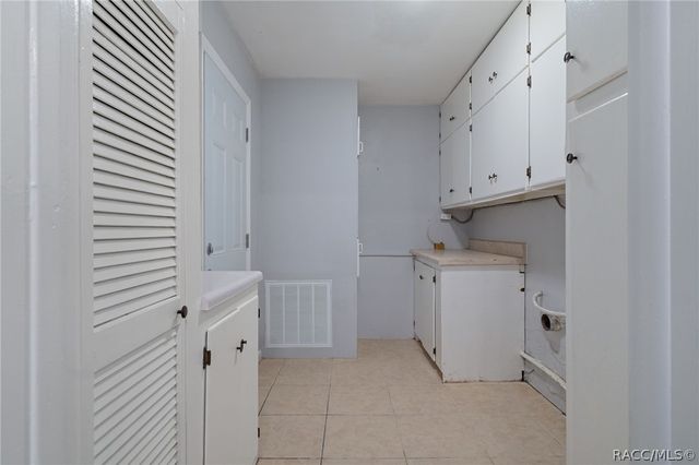 16 S Desoto Street, Beverly Hills, FL 34465