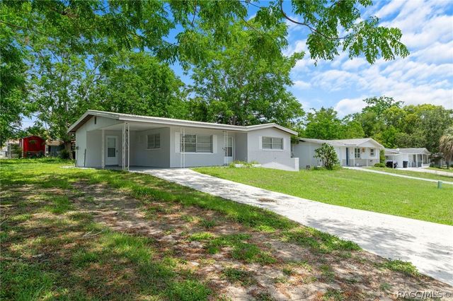 16 S Desoto Street, Beverly Hills, FL 34465