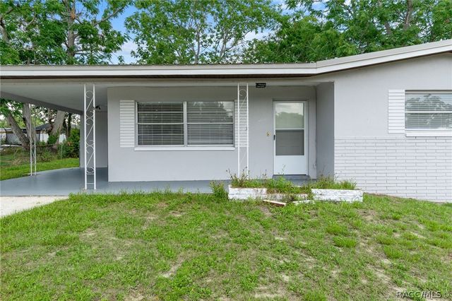 16 S Desoto Street, Beverly Hills, FL 34465