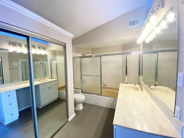 3101 Townbluff Drive 423, Plano, TX 75075