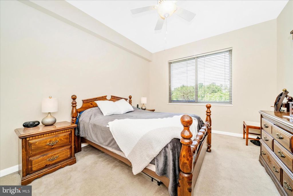 Image 19 of property listing at 3100 N LEISURE WORLD BLVD #523, Silver Spring, MD 20906