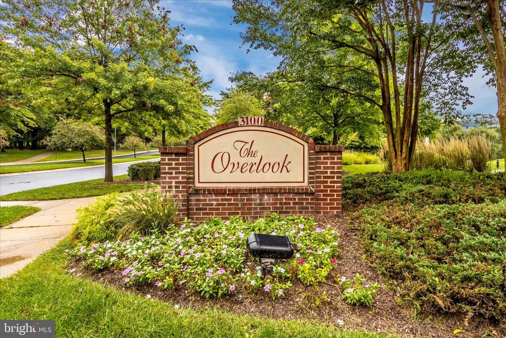 Image 2 of property listing at 3100 N LEISURE WORLD BLVD #523, Silver Spring, MD 20906