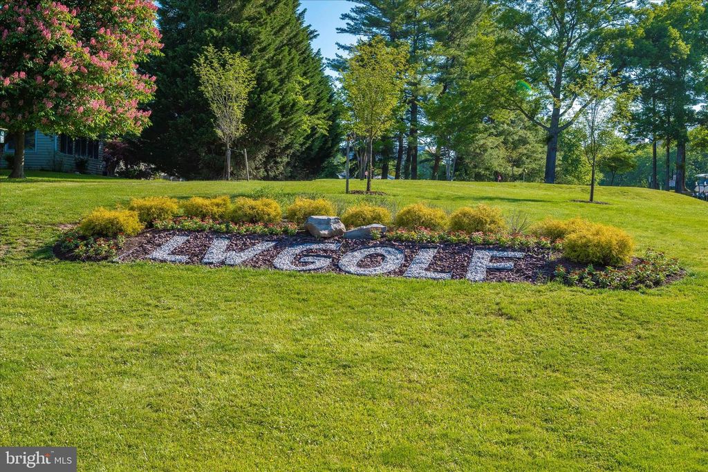 Image 45 of property listing at 3100 N LEISURE WORLD BLVD #523, Silver Spring, MD 20906