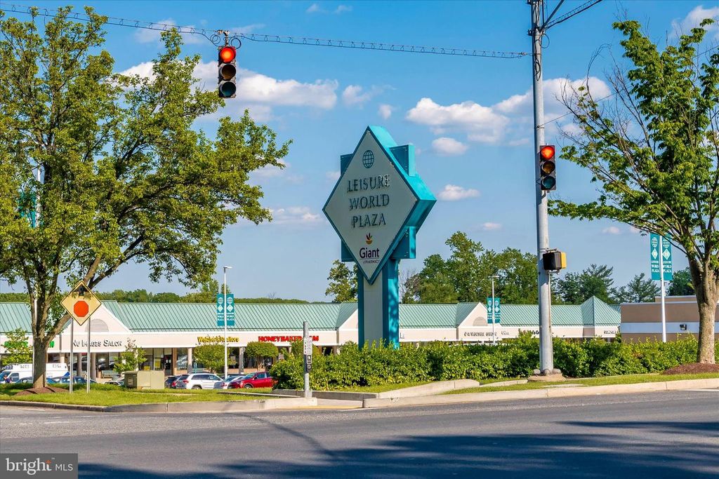 Image 47 of property listing at 3100 N LEISURE WORLD BLVD #523, Silver Spring, MD 20906