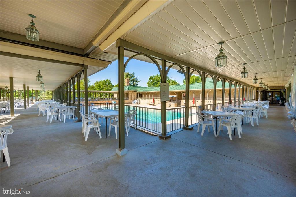 Image 52 of property listing at 3100 N LEISURE WORLD BLVD #523, Silver Spring, MD 20906