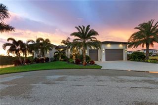 2939 SW 28th LN, Cape Coral, FL 33914