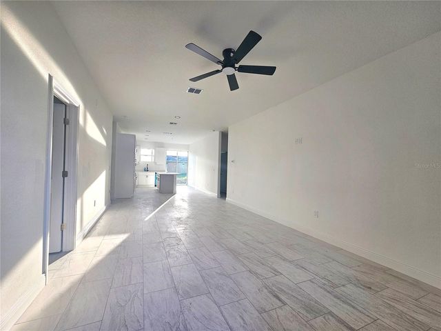 2068 DIXIE AVE, Sanford, FL 32771