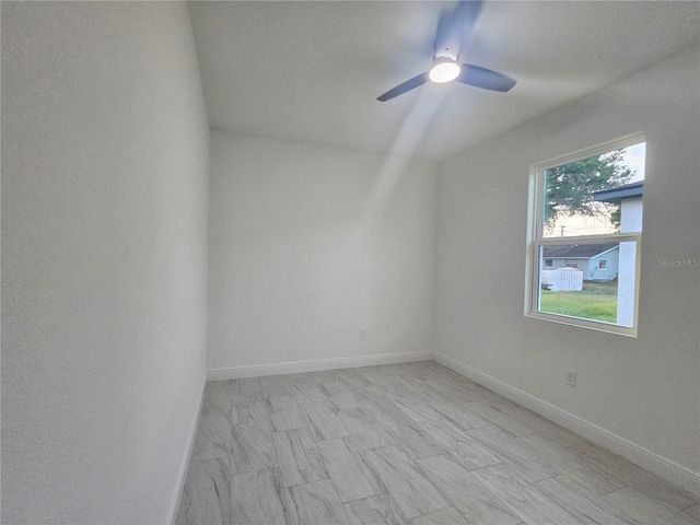 2068 DIXIE AVE, Sanford, FL 32771