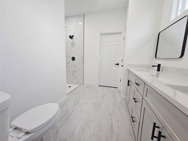 2068 DIXIE AVE, Sanford, FL 32771