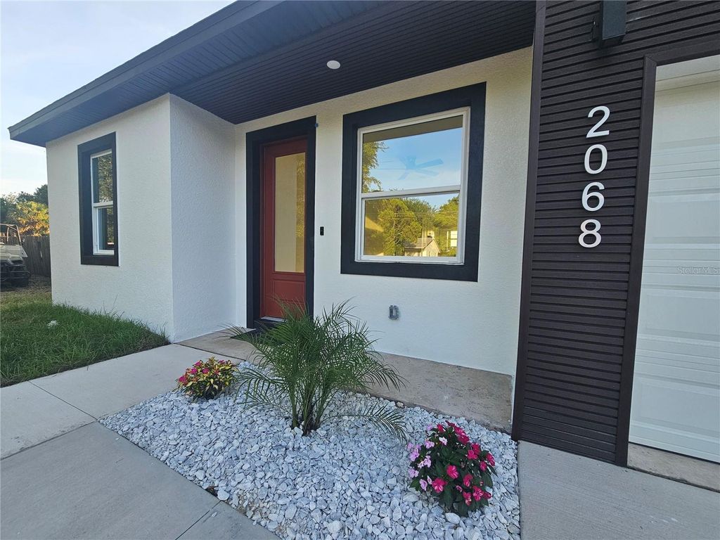 2068 DIXIE AVE, Sanford, FL 32771