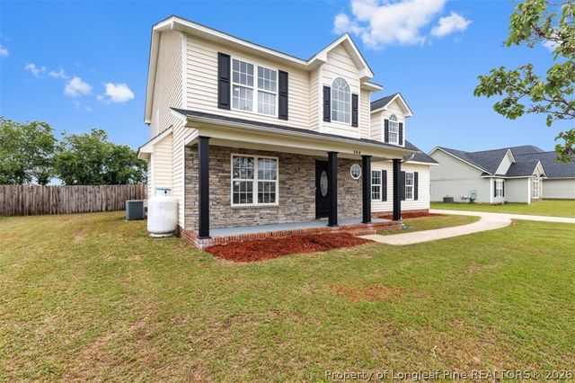 280 Sunflower Street, Raeford, NC 28376