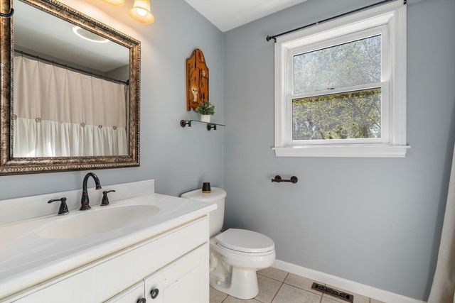 48 Fitchburg St, Marlborough, MA 01752