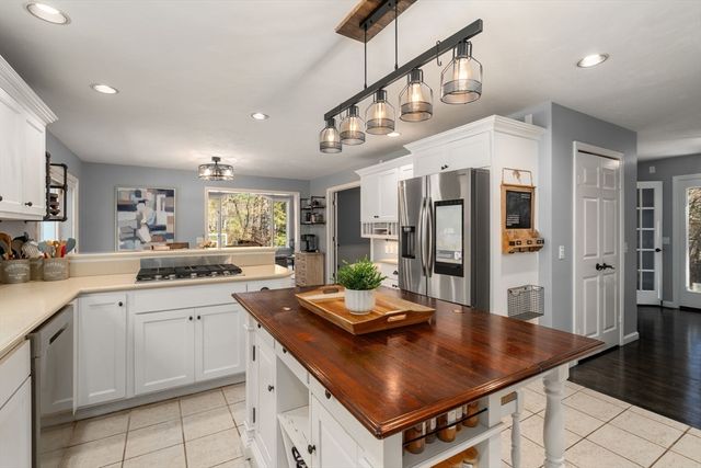 48 Fitchburg St, Marlborough, MA 01752