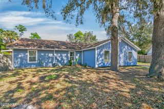 1091 WILLOW COVE Court W, Jacksonville, FL 32233