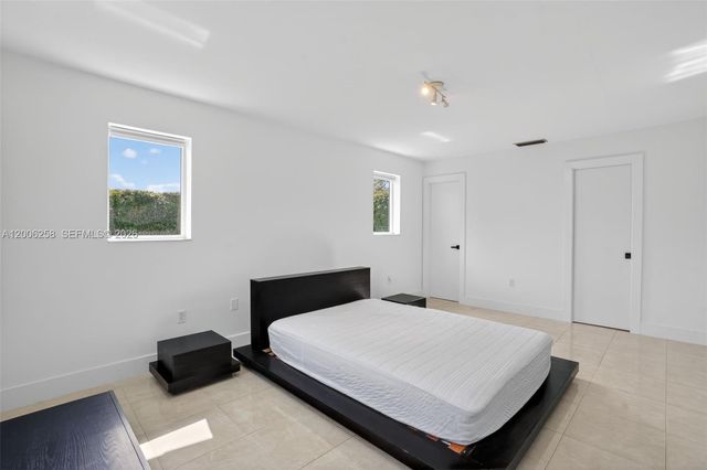 8161 SW 104th St 0, Miami, FL 33156