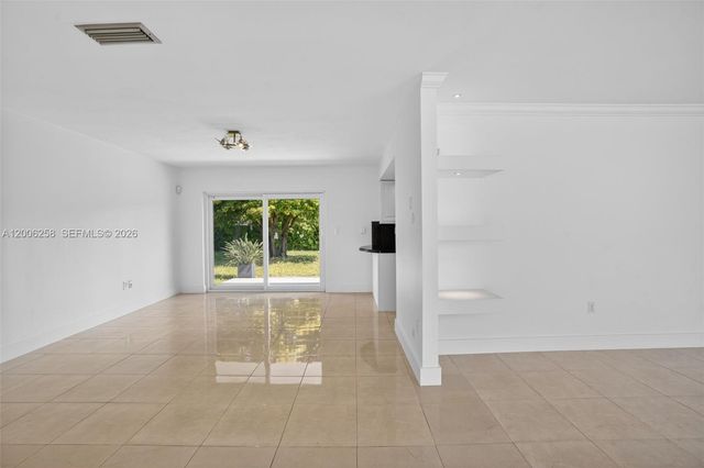 8161 SW 104th St 0, Miami, FL 33156