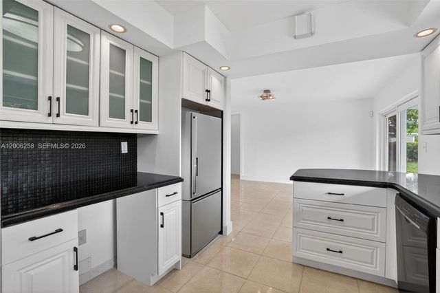 8161 SW 104th St 0, Miami, FL 33156