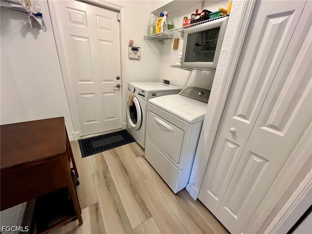 818 SW 8th PL, Cape Coral, FL 33991