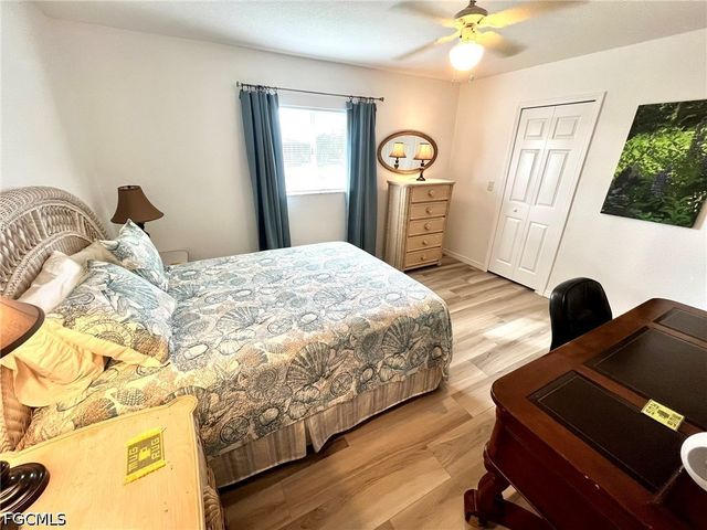 818 SW 8th PL, Cape Coral, FL 33991