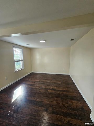 240 Copeland Avenue 2, Lyndhurst, NJ 07071