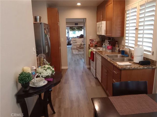 11235 Village 11, Camarillo, CA 93012