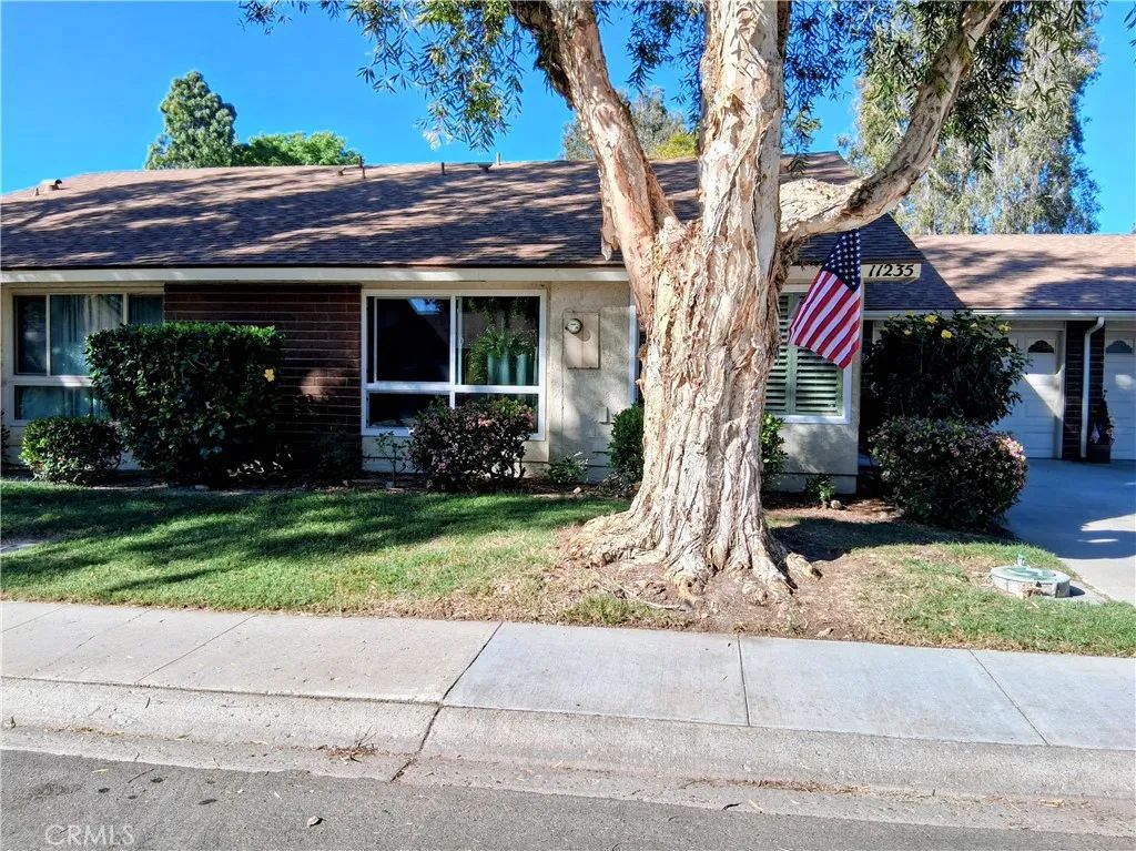 11235 Village 11, Camarillo, CA 93012