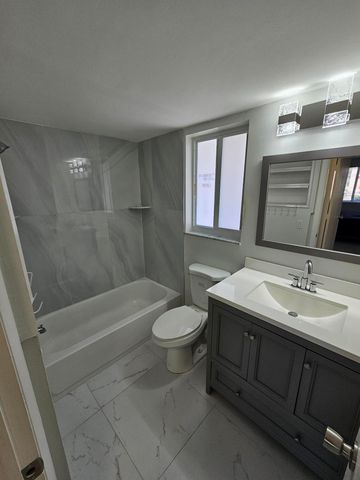 1115 Lake Terrace 208, Boynton Beach, FL 33426