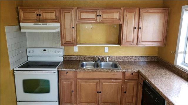 1102 EMERALDA ROAD, Orlando, FL 32808