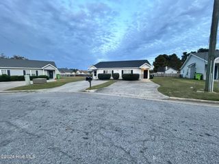 2503 East Street A&B, Winterville, NC 28590
