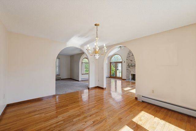 788 Smith Neck Rd, Dartmouth, MA 02748