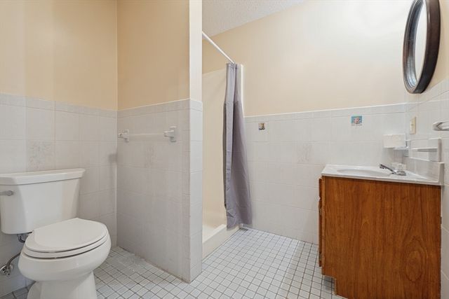 788 Smith Neck Rd, Dartmouth, MA 02748