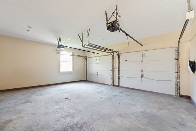 788 Smith Neck Rd, Dartmouth, MA 02748
