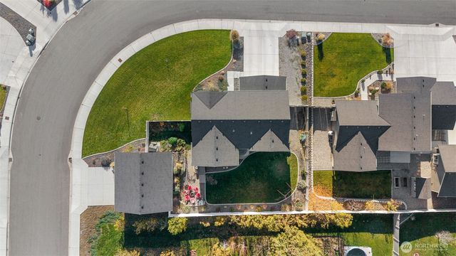 632 S Newton Avenue, East Wenatchee, WA 98802