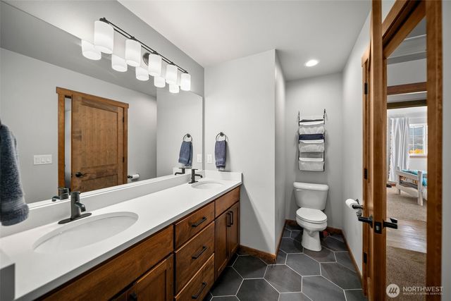 632 S Newton Avenue, East Wenatchee, WA 98802