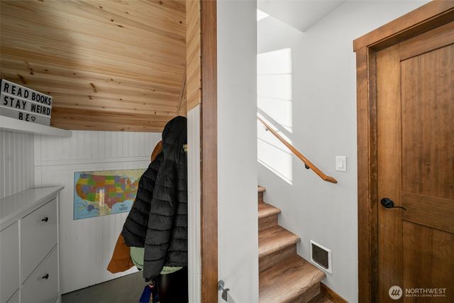 632 S Newton Avenue, East Wenatchee, WA 98802