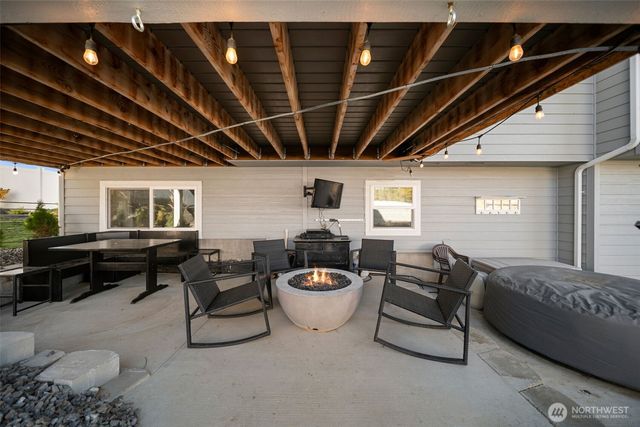 632 S Newton Avenue, East Wenatchee, WA 98802