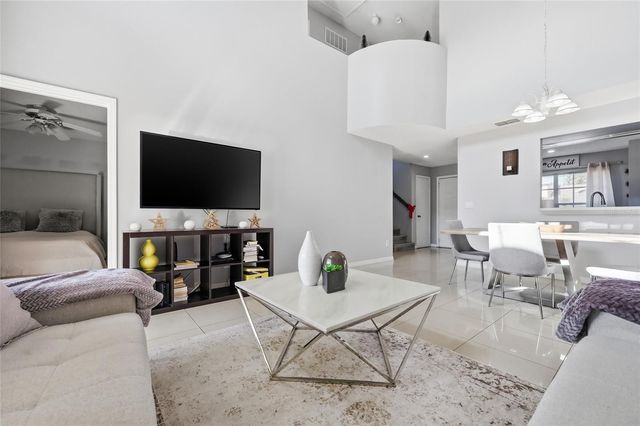 1232 BAREFOOT BAY DRIVE, Orlando, FL 32824