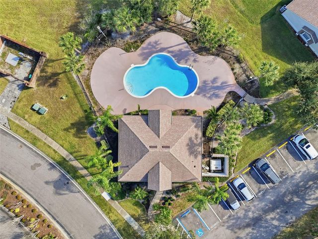 1232 BAREFOOT BAY DRIVE, Orlando, FL 32824